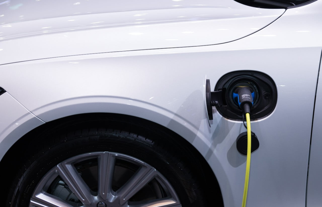 The EV charge point installation grant – could it benefit your business?